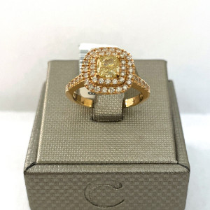  Anello Crivelli in Oro Rosa, Diamanti e Diamante Fancy Centrale con taglio cabochon