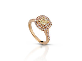  Anello Crivelli in Oro Rosa, Diamanti e Diamante Fancy Centrale con taglio cabochon