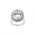 Anello Valenza in Oro Bianco con Diamanti e Acquamarina taglio ovale