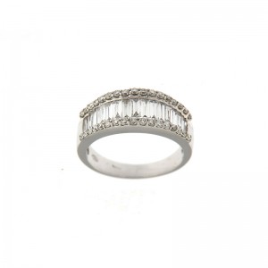 Anello Importante Crivelli Oro Bianco e Diamanti Taglio Baguette